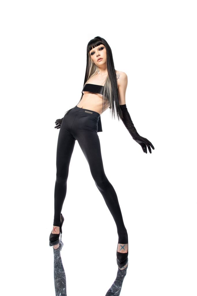 Black techno leggins